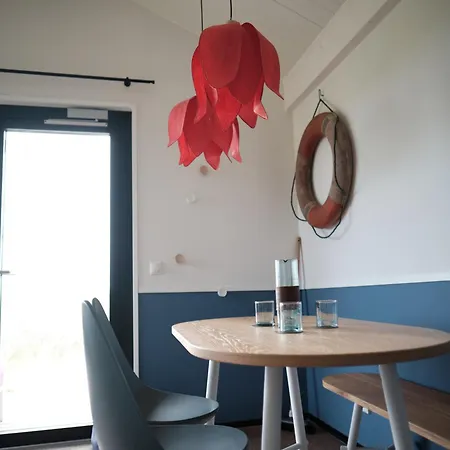 Comfortable Near Sea At 500m